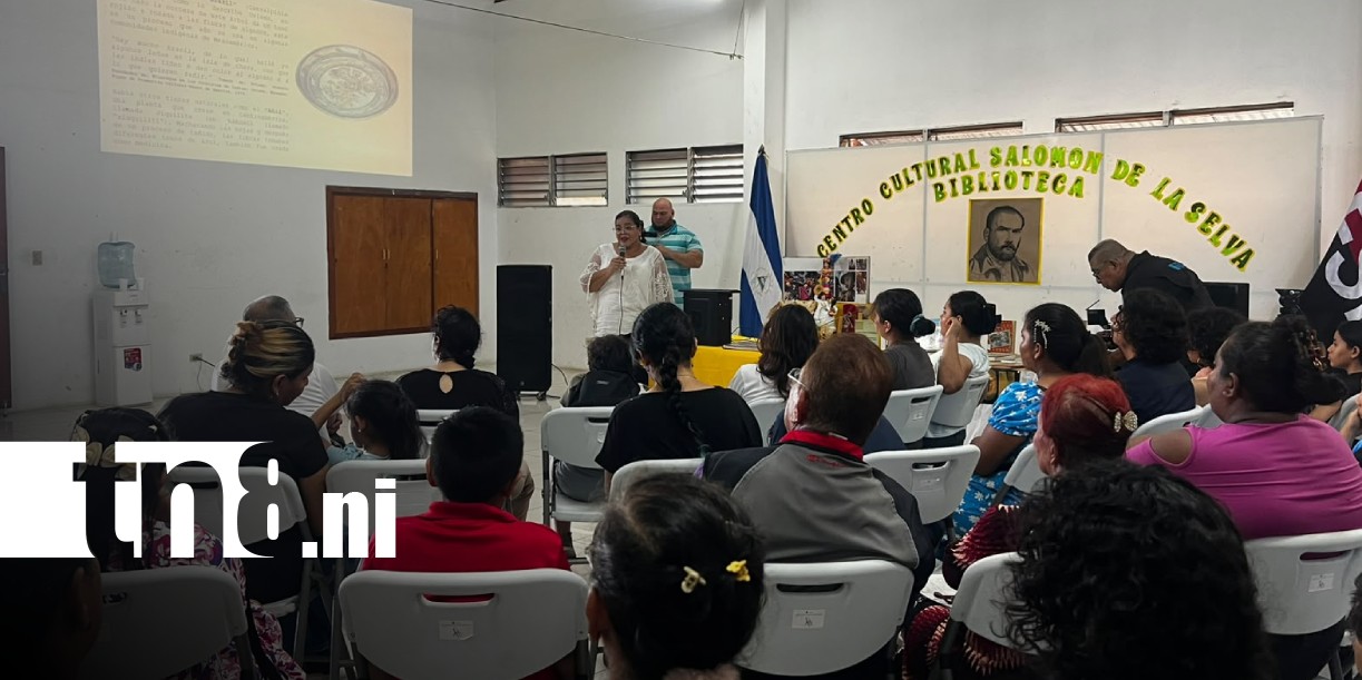 Foto: Jornada cultural del huipil en honor a la Resistencia Indígena / TN8