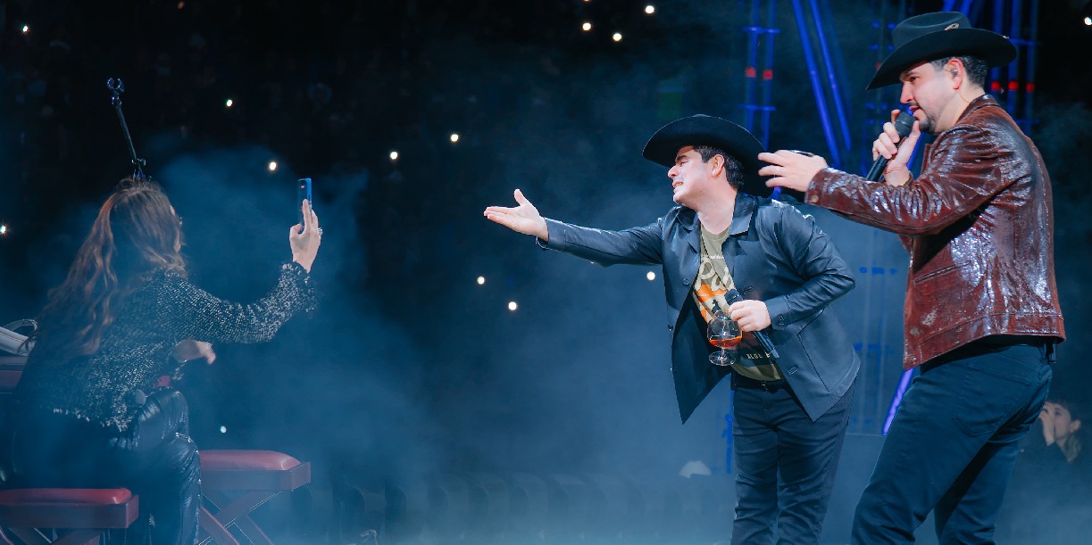 Foto: Eden Muñoz en concierto en México