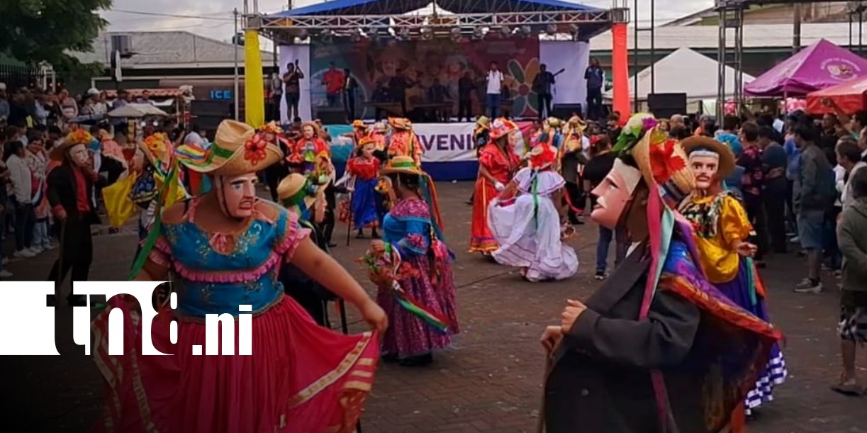 Foto: El Baile de El Viejo y La Vieja desde Granada / TN8