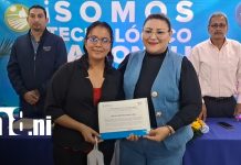 Más de 70 docentes participan en certamen del Docente Innovador en Carazo Foto: Destacan a docentes del INATEC en Carazo / TN8