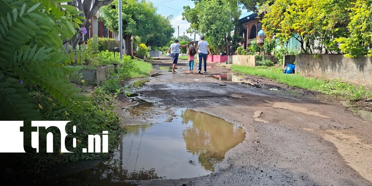 Foto: Aguas sucias y calles deterioradas en Valle Sandino, Mateare / TN8