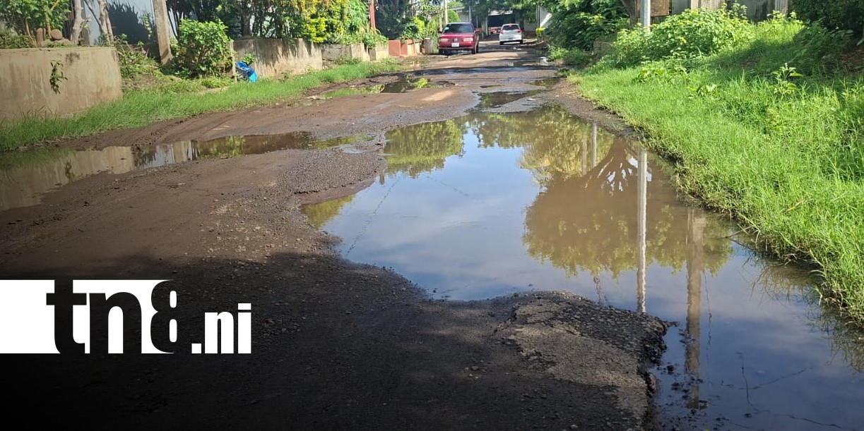 Foto: Aguas sucias y calles deterioradas en Valle Sandino, Mateare / TN8
