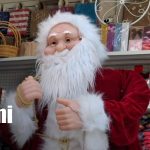 Comerciantes del Mercado Oriental se preparan para la temporada de Navidad