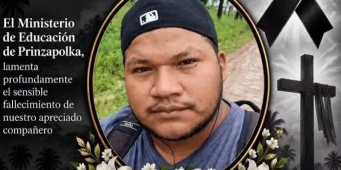 Foto: Prinzapolka de luto por el fallecimiento del profesor Regino Rufo Henry Foto: Prinzapolka de luto por el fallecimiento del profesor Regino Rufo Henry
