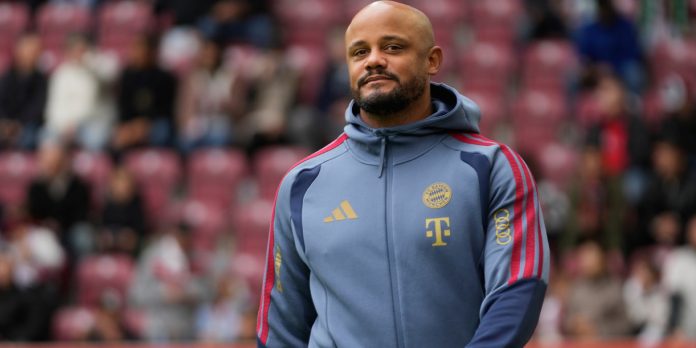 Foto: El director técnico Vincent Kompany durante una práctica del Bayern Munich/Cortesía Foto: El director técnico Vincent Kompany durante una práctica del Bayern Munich/Cortesía