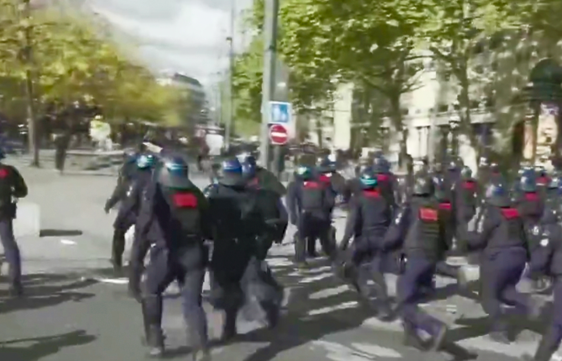Foto: Francia vive protestas masivas con gases lacrimógenos y arrestos/ Cortesía